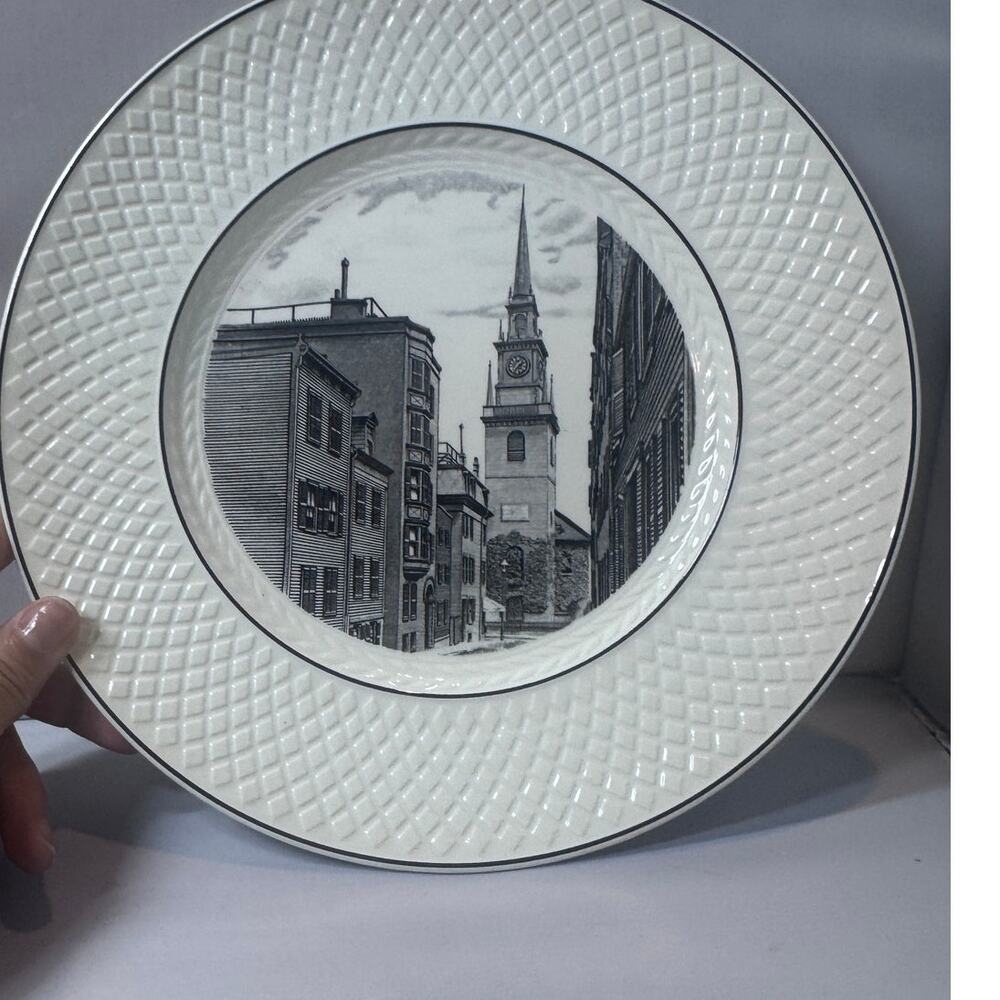 vintage Copeland‎ Spode plate  "Old North Church" in Boston, "Mansard" pattern.